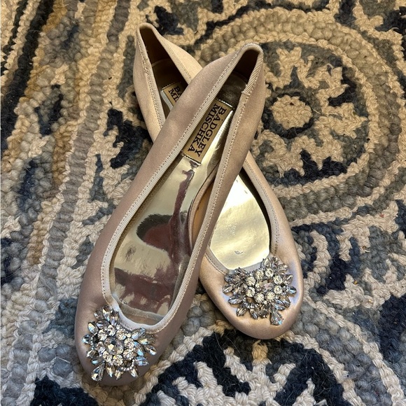 Badgley Mischka Embellished Flats - Picture 1 of 6